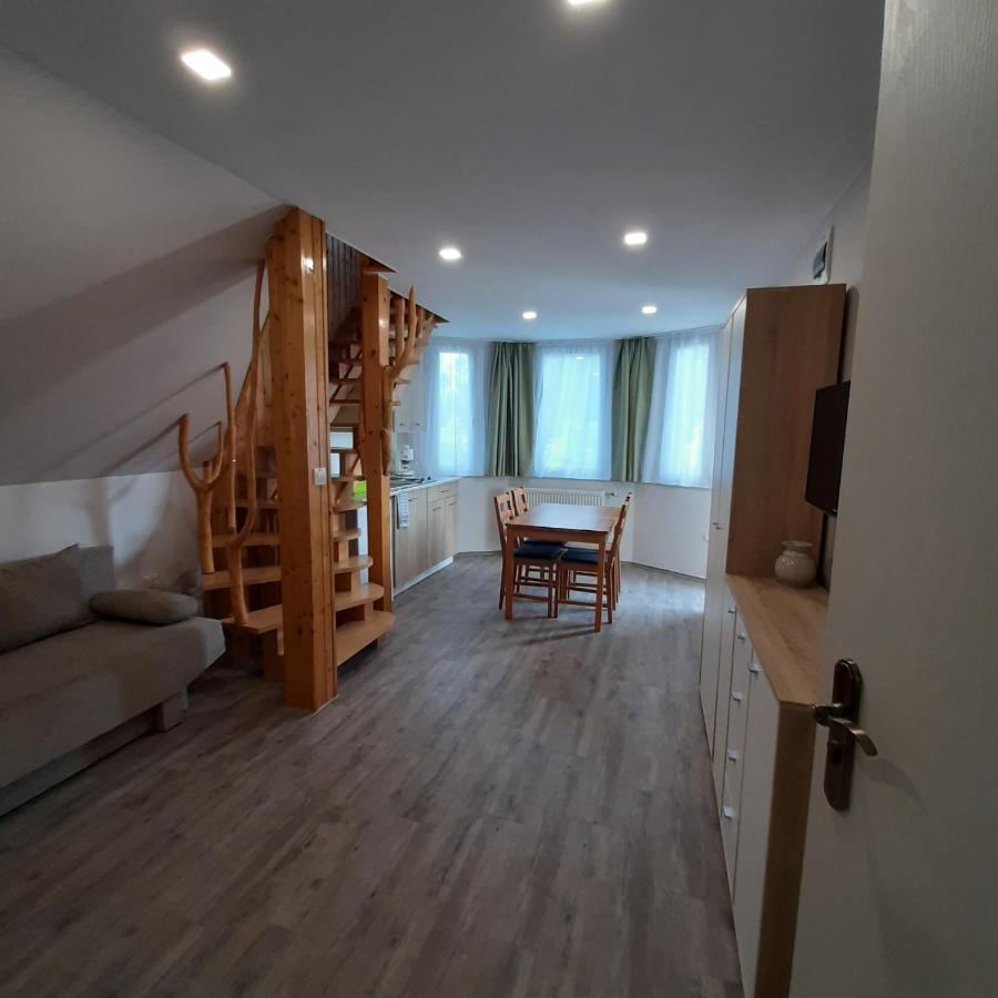 Ancsi Apartmanház Balatonlelle Kültér fotó