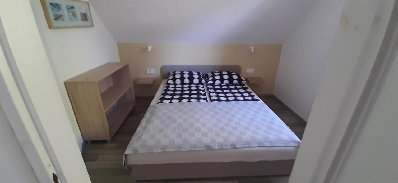 Ancsi Apartmanház Balatonlelle Kültér fotó