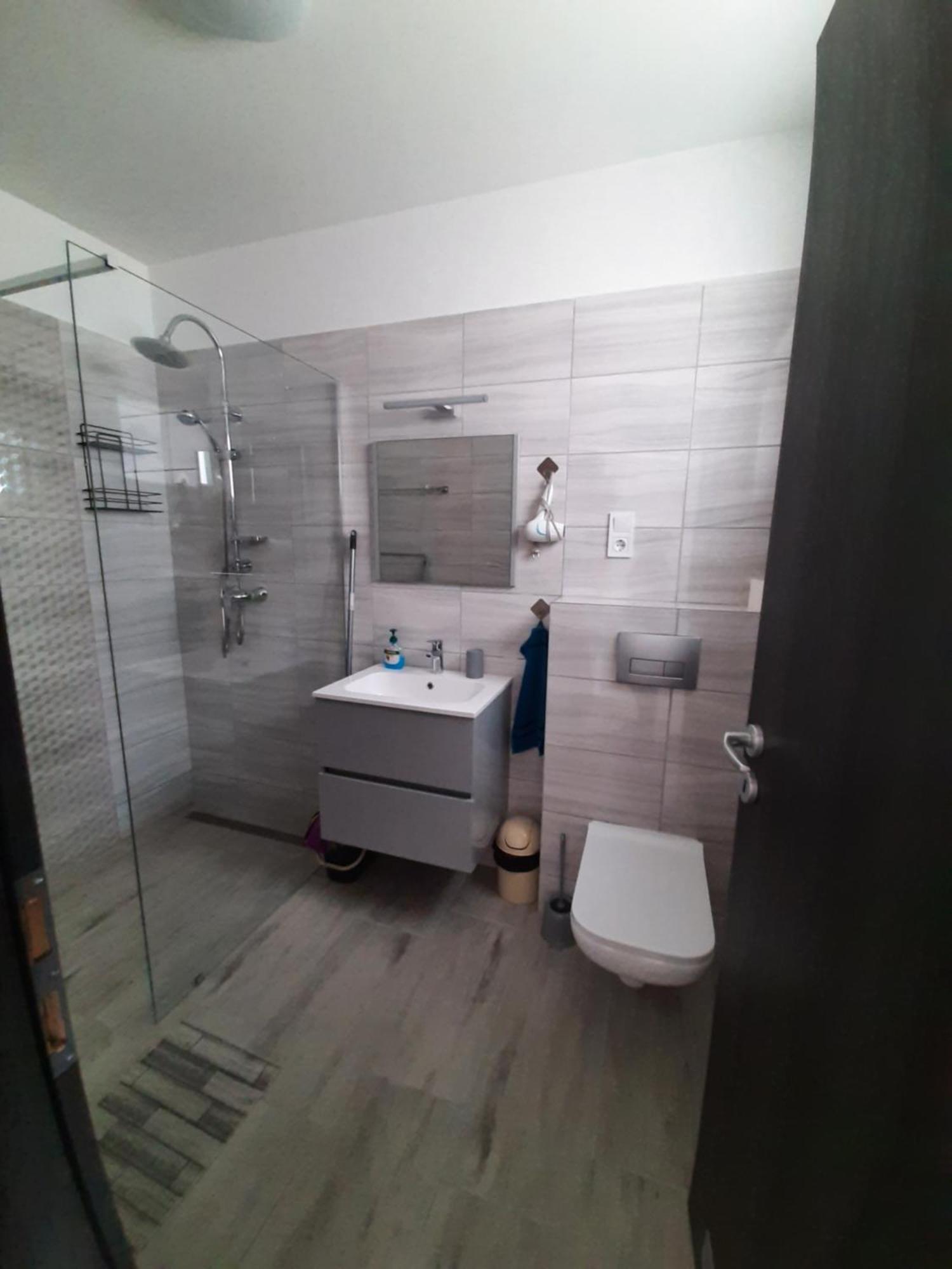 Ancsi Apartmanház Balatonlelle Kültér fotó