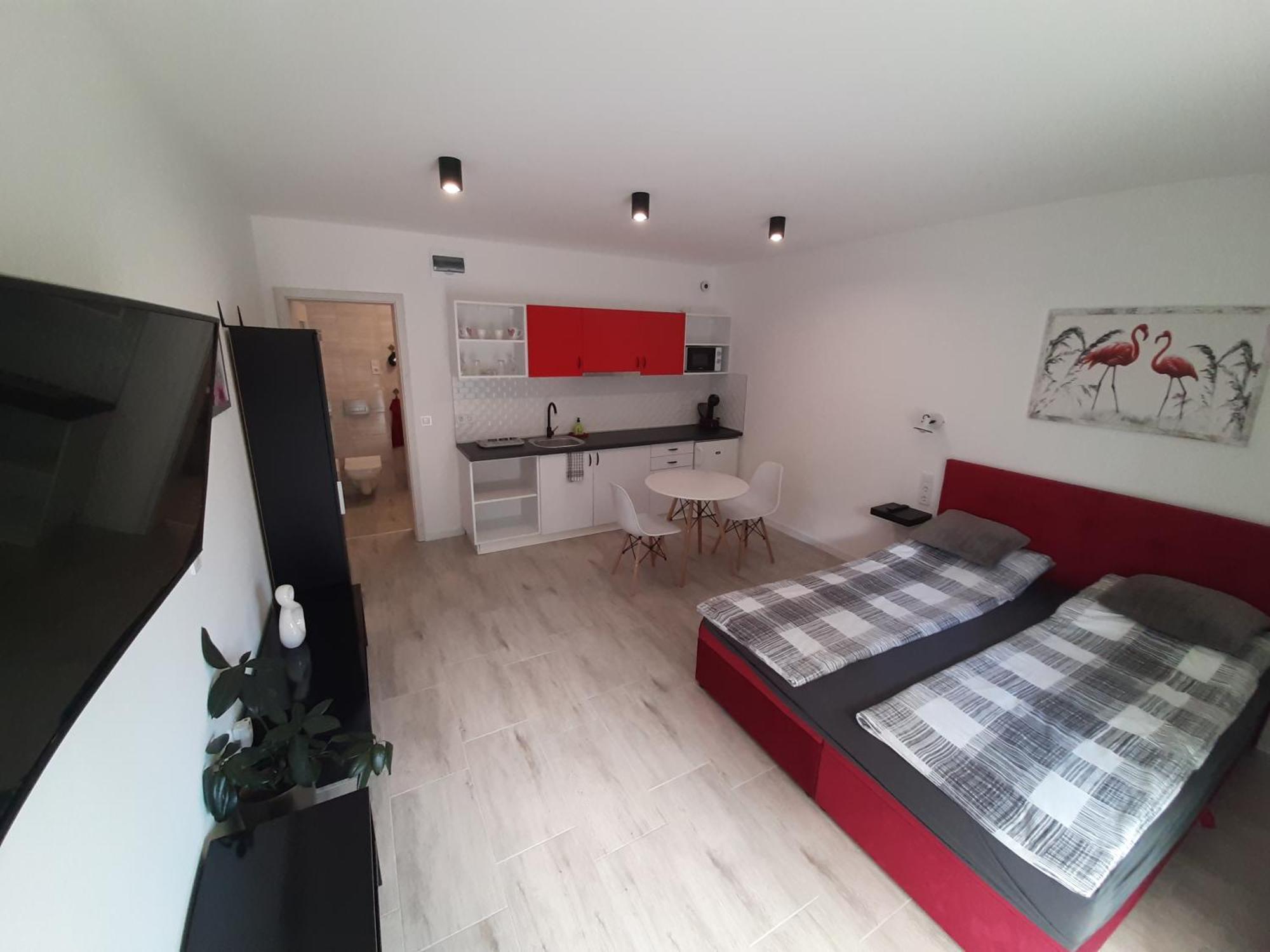 Ancsi Apartmanház Balatonlelle Kültér fotó