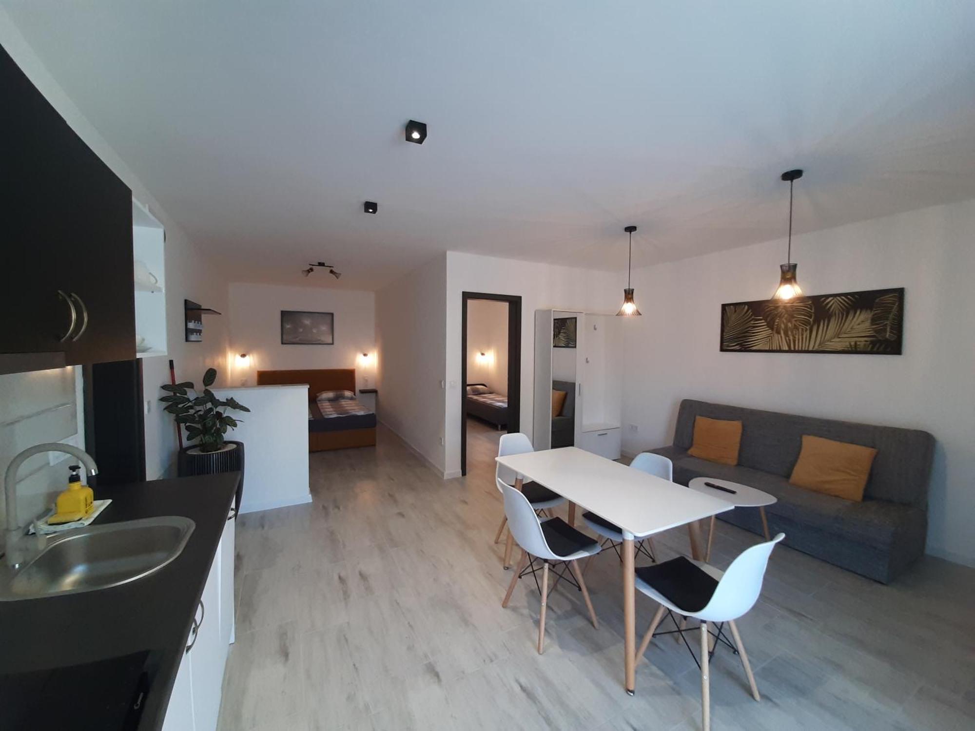Ancsi Apartmanház Balatonlelle Kültér fotó